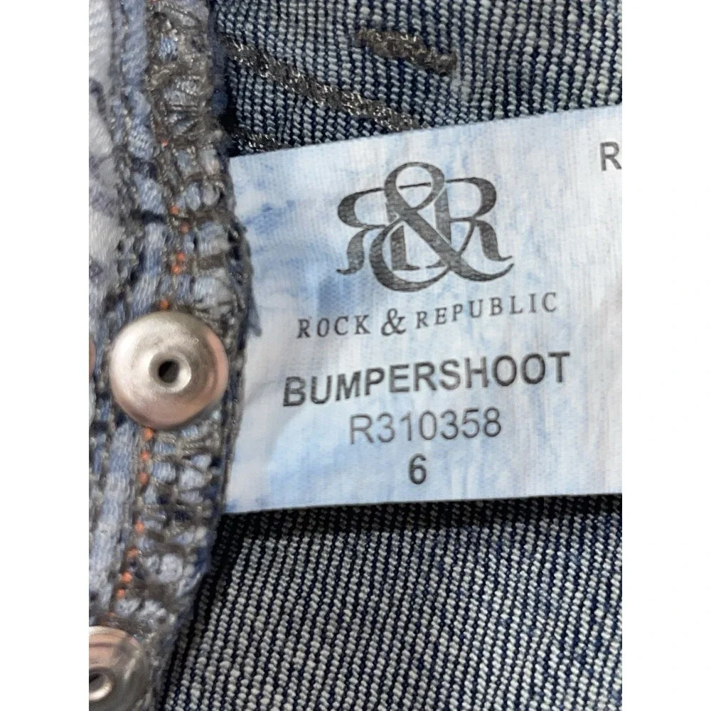 Rock Republic Bumpershoot Distressed Studded  Jean‎ Shorts Womens 6